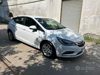 Usata Opel Astra 2017 Bianco Utilitaria