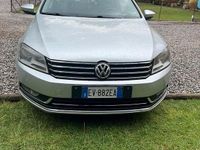 Usata VW Passat 140 CV (102 kW) 2014 Grigio Berlina