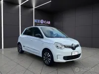 Usata Renault Twingo Techno 30 kW (42 CV) 2023 Bianco Utilitaria