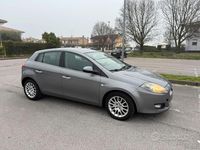 Usata Fiat Bravo 105 CV (77 kW) 2012 Grigio Utilitaria