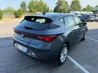 Usata Seat Leon Business 150 CV (110 kW) 2022 Grigio Berlina