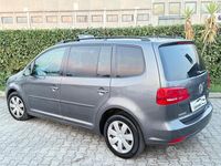 Usata VW Touran 105 CV (77 kW) 2011 Grigio Monovolume