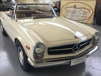 Usata Mercedes 230 150 CV (110 kW) 1966 Beige Cabrio