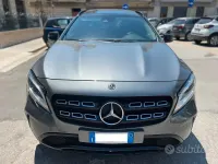 Usata Mercedes GLA200 Night 136 CV (100 kW) 2018 Grigio SUV