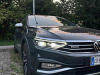 Usata VW Passat 150 CV (110 kW) 2021 Grigio Station wagon
