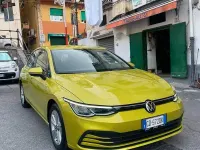 Usata VW Golf VII Life 116 CV (85 kW) 2021 Giallo Utilitaria
