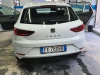 Usata Seat Leon 115 CV (84 kW) 2019 Bianco Berlina