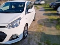 Usata Hyundai i10 69 CV (50 kW) 2015 Bianco Utilitaria