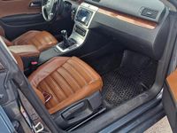Usata VW Passat 116 CV (85 kW) 2009 Grigio Berlina