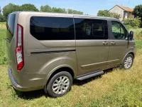 Usata Ford Tourneo Custom 170 CV (125 kW) 2018 Bronzo Furgone
