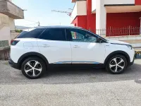 Usata Peugeot 3008 GT-line 120 CV (88 kW) 2017 Bianco SUV
