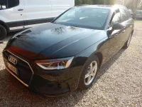 Begagnad Audi A4 Business 136 HK (100 kW) 2022 Svart Kombi