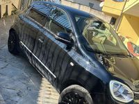 Usata Renault Twingo Urban Night 30 kW (42 CV) 2022 Nero Utilitaria