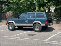 Usata Jeep Cherokee 80 CV (58 kW) 1988 Grigio SUV