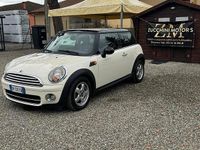 Usata Mini Cooper D Chili 109 CV (80 kW) 2008 Beige Utilitaria