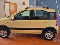 Usata Fiat Panda 70 CV (51 kW) 2011 Giallo Utilitaria