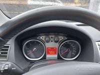 Usata Ford Kuga 140 CV (102 kW) 2012 Bianco SUV