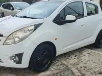 Begagnad Chevrolet Spark 68 HK (50 kW) 2010 Vit Halvkombi