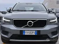 Usata Volvo XC40 Momentum 150 CV (110 kW) 2019 Grigio SUV