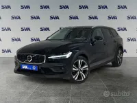 Usata Volvo V60 CC Plus 197 CV (144 kW) 2024 Nero Station wagon