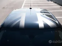 Usata Mini ONE 75 CV (55 kW) 2021 Verde Utilitaria