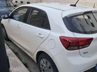 Usata Kia Rio Urban 82 CV (60 kW) 2022 Berlina