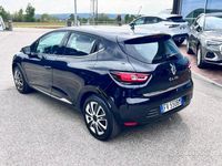 Usado Renault Clio IV Zen 76 CV (55 kW) 2019 Negro Berlina