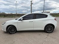 Usata Alfa Romeo Giulietta 2015 Bianco Utilitaria