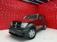 Usata Dodge Nitro 177 CV (130 kW) 2008 Rosso SUV