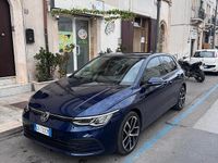 Usata VW Golf VIII 150 CV (110 kW) 2021 Blu Utilitaria
