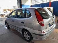 usata Nissan Almera Tino Almera 1.8 16V cat 5 porte Tekn