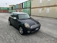 Usata Mini Cooper 120 CV (88 kW) 2007 Blu Utilitaria