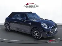 Usata Mini ONE 102 CV (75 kW) 2020 Nero Utilitaria