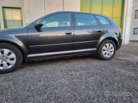 Usata Audi A3 Attraction 105 CV (77 kW) 2010 Marrone Utilitaria