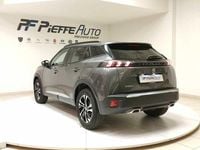 Usata Peugeot 2008 Allure 131 CV (96 kW) 2023 Grigio platinum SUV