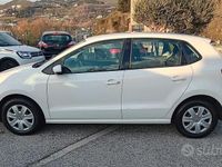 Begagnad VW Polo Sound 60 HK (44 kW) 2014 Vit Sedan