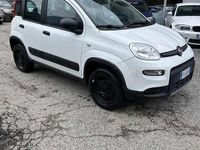 Usata Fiat Panda 4x4 S 86 CV (63 kW) 2019 Bianco Utilitaria