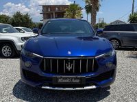 Usata Maserati Levante 275 CV (202 kW) 2017 Blu SUV