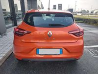 Usata Renault Clio V Zen 91 CV (66 kW) 2022 Arancione Berlina