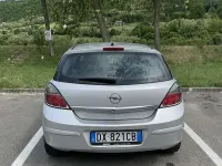Usata Opel Astra Cosmo 101 CV (74 kW) 2009 Berlina