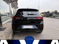Usata VW T-Roc R-line 150 CV (110 kW) 2024 Deep black perlato SUV