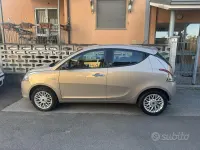 Usata Lancia Ypsilon 60 CV (44 kW) 2014 Utilitaria