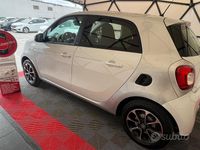 Usata Smart ForFour Prime 71 CV (52 kW) 2016 Bianco Utilitaria