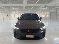 Usata Volvo XC40 Core 129 CV (94 kW) 2023 Grigio SUV