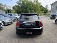 Usata Mini Cooper D Hype 116 CV (85 kW) 2017 Nero Utilitaria