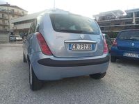 Usata Lancia Ypsilon 69 CV (50 kW) 2004 Blu/azzurro Utilitaria