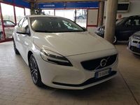 Usata Volvo V40 Business Edition 120 CV (88 kW) 2019 Bianco Berlina
