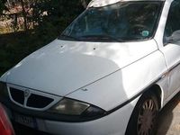 Usata Lancia Ypsilon 60 CV (44 kW) 1999 Bianco Utilitaria