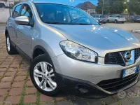 Usata Nissan Qashqai Tekna 150 CV (110 kW) 2010 Grigio SUV