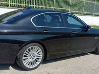 usata BMW 520 D Luxury nero metallizzato
